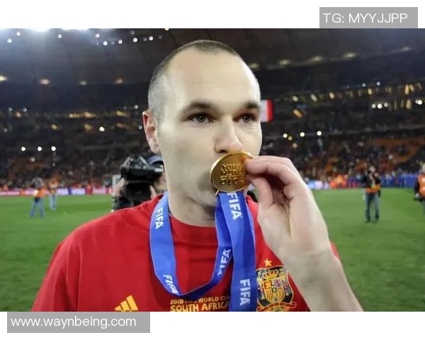 西班牙足球传奇老将回顾 经典时刻与辉煌生涯再现 西班牙足球传奇老将回顾 经典时刻与辉煌生涯再现